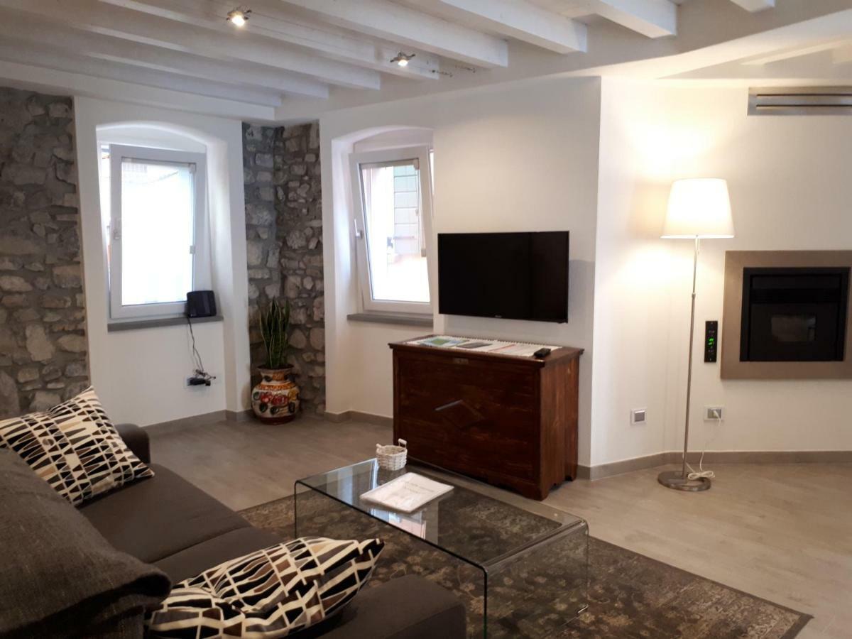Casadina Villa Монте Изола Екстериор снимка