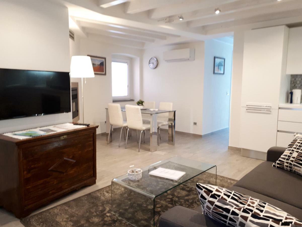 Casadina Villa Монте Изола Екстериор снимка